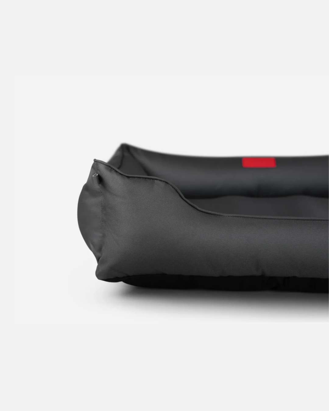 Chester &amp; Lee | Waterproof Sleeper Dog Bed Gray