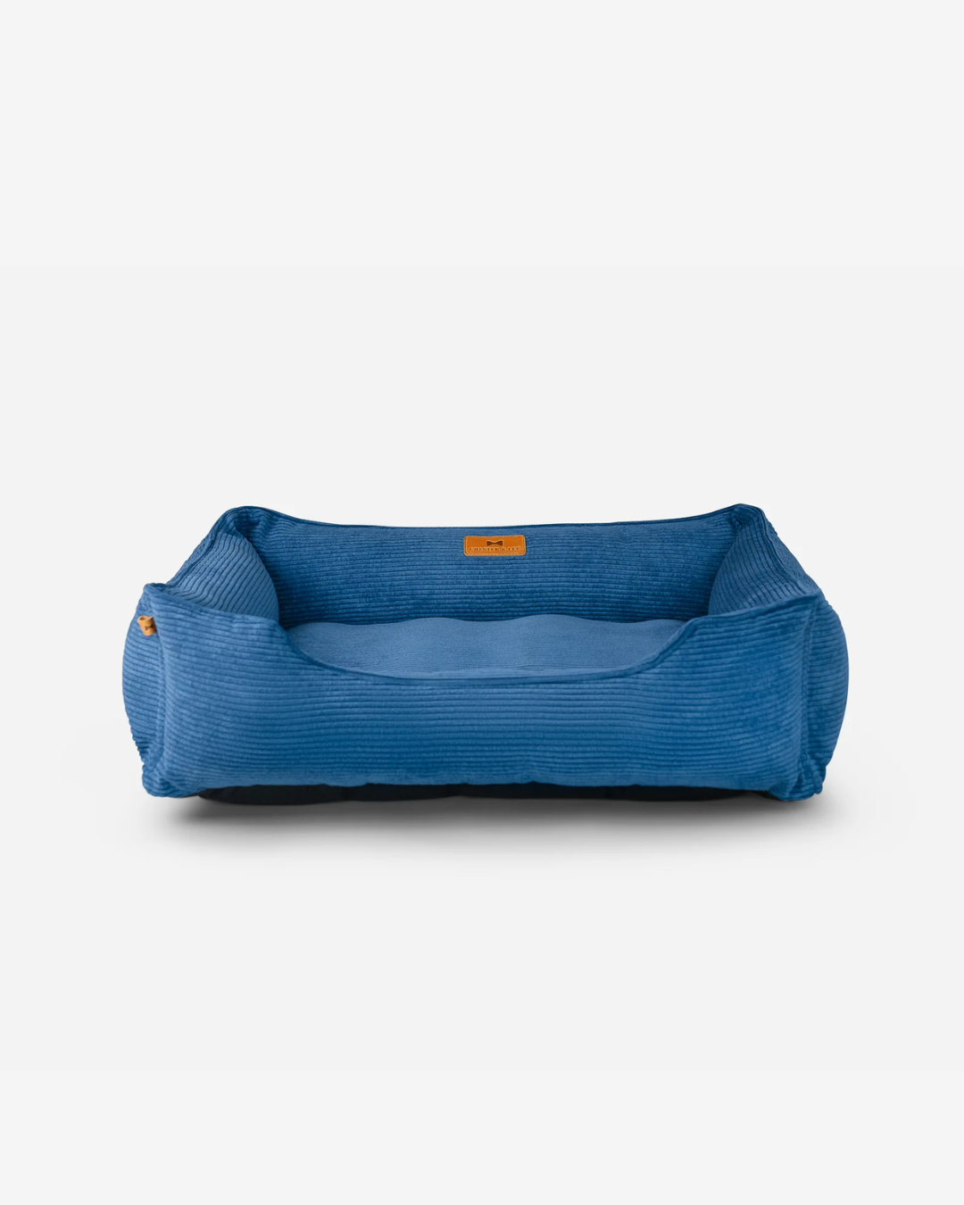 Chester &amp; Lee | Fancy Corduroy Sleeper Dog Bed