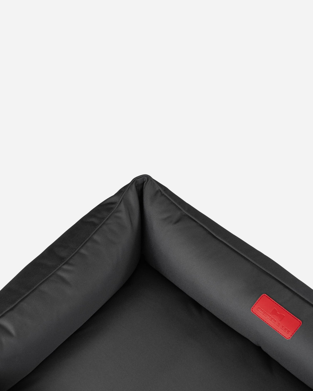 Chester &amp; Lee | Waterproof Sleeper Dog Bed Gray